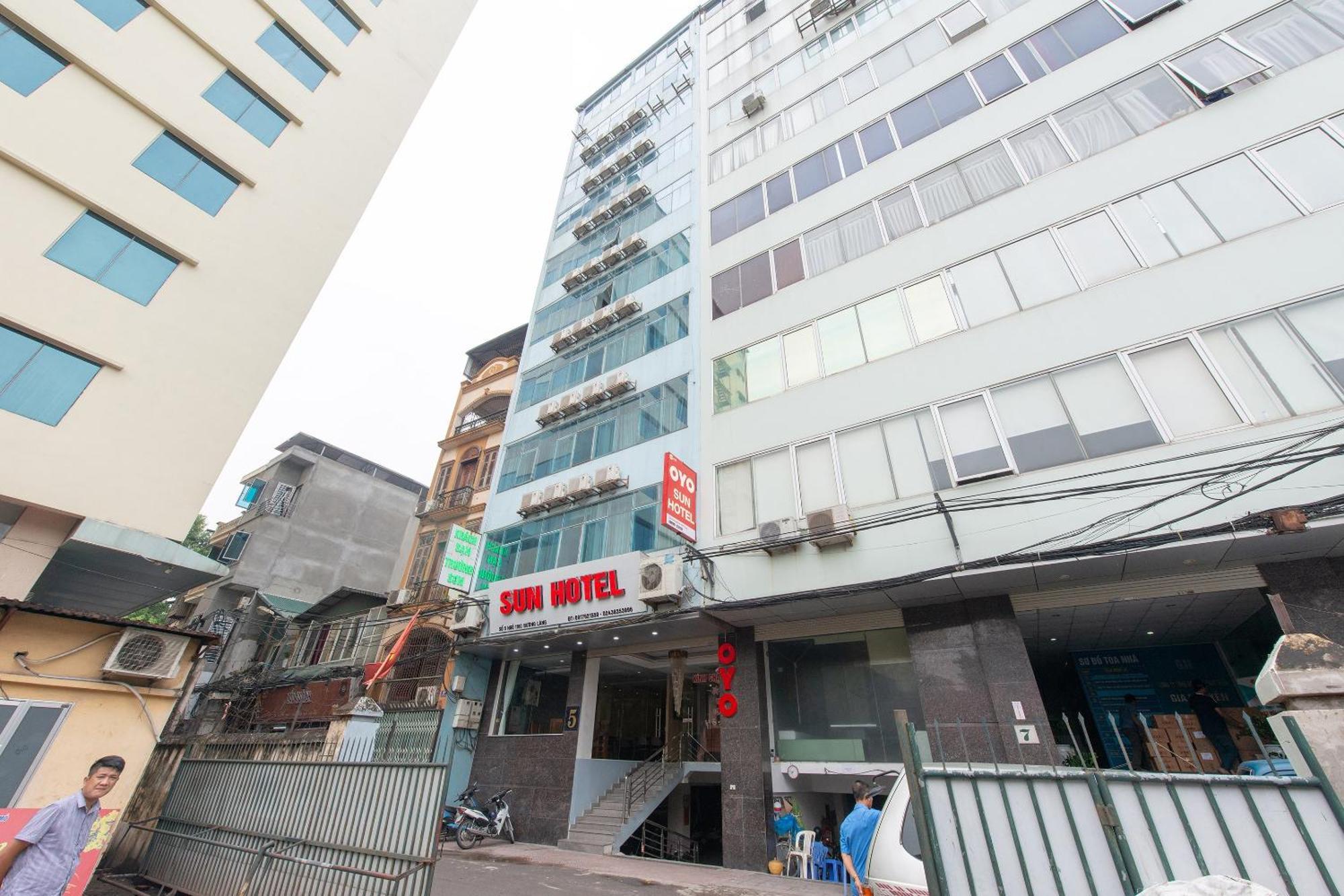 Capital O 417 Truong Son Hotel Hanoi Dış mekan fotoğraf