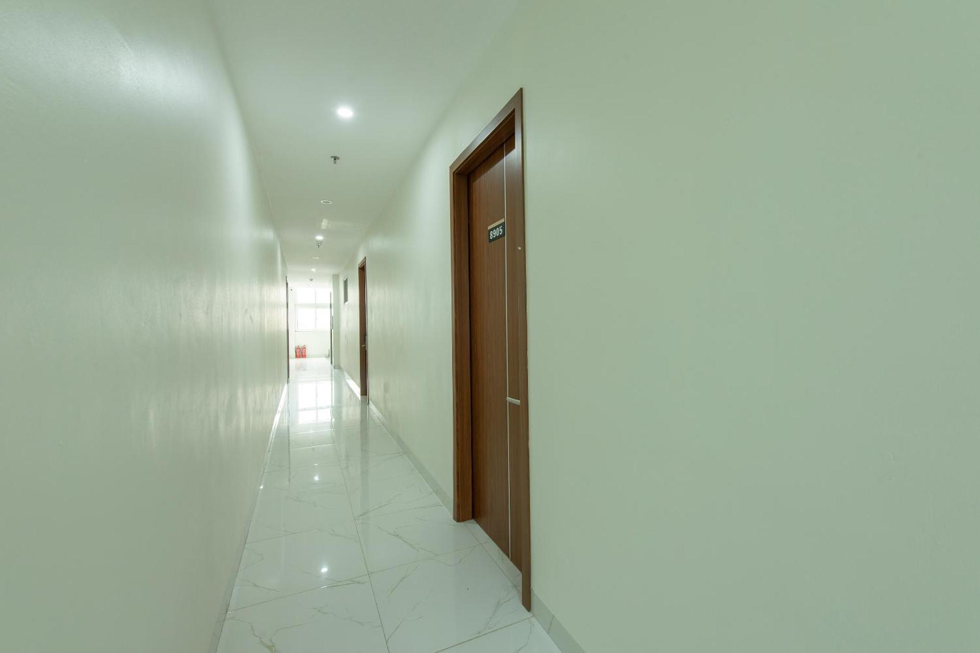 Capital O 417 Truong Son Hotel Hanoi Dış mekan fotoğraf