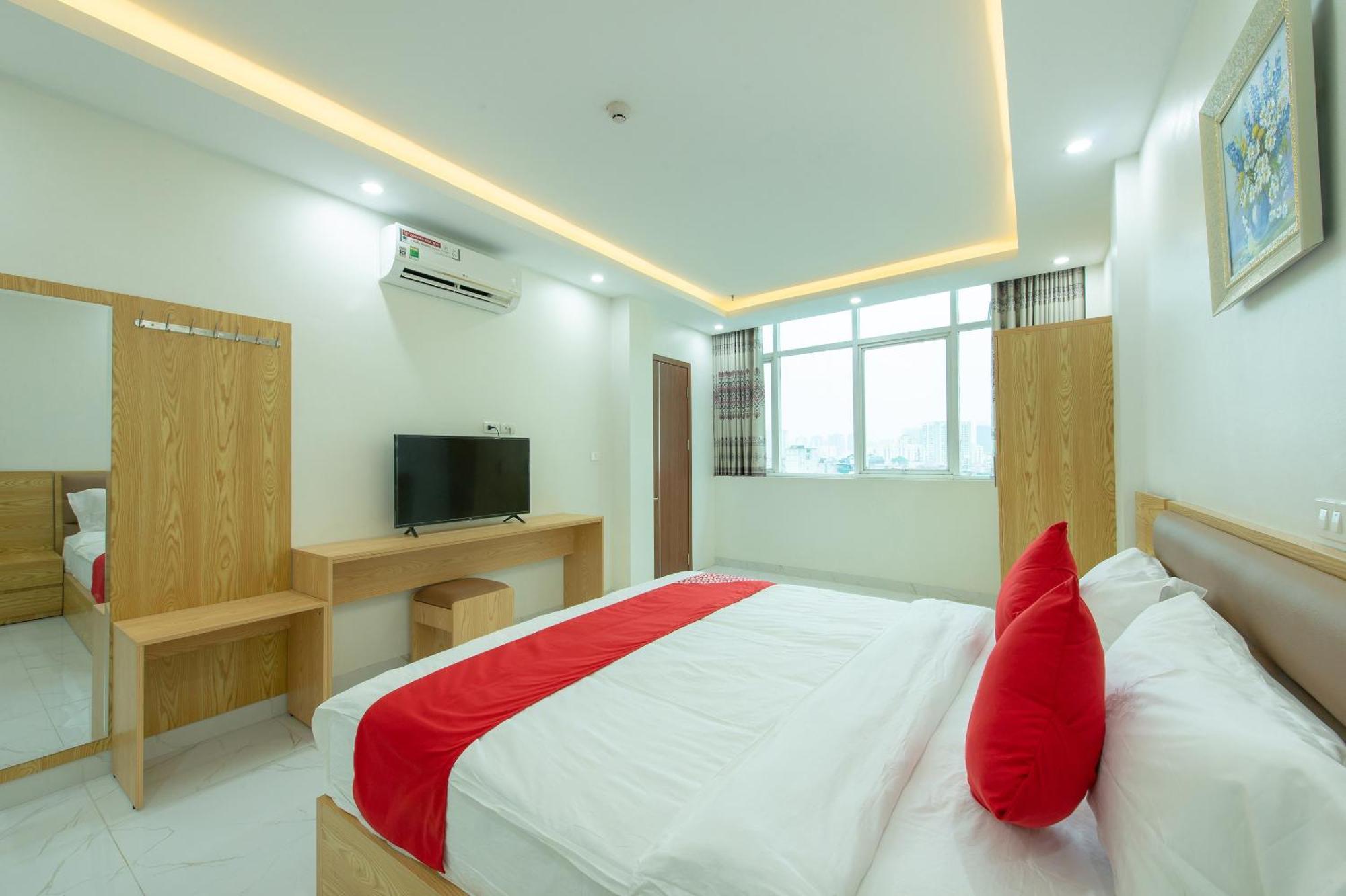 Capital O 417 Truong Son Hotel Hanoi Dış mekan fotoğraf